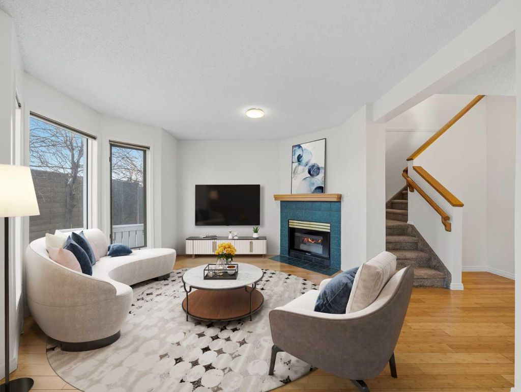 Photo of 626 Hawkstone Manor NW, Calgary, AB T3G 3X2 (MLS # A2282516)