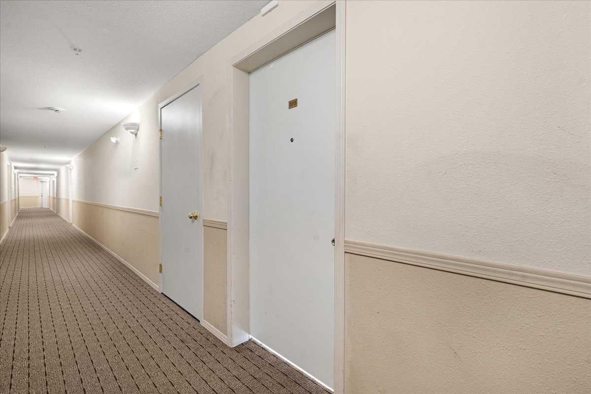 3000 Citadel Meadow Point NW 213