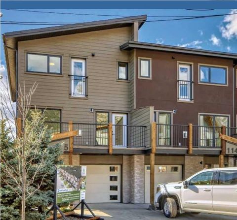 1330 1st Avenue 115 Canmore AB T1W 1M4