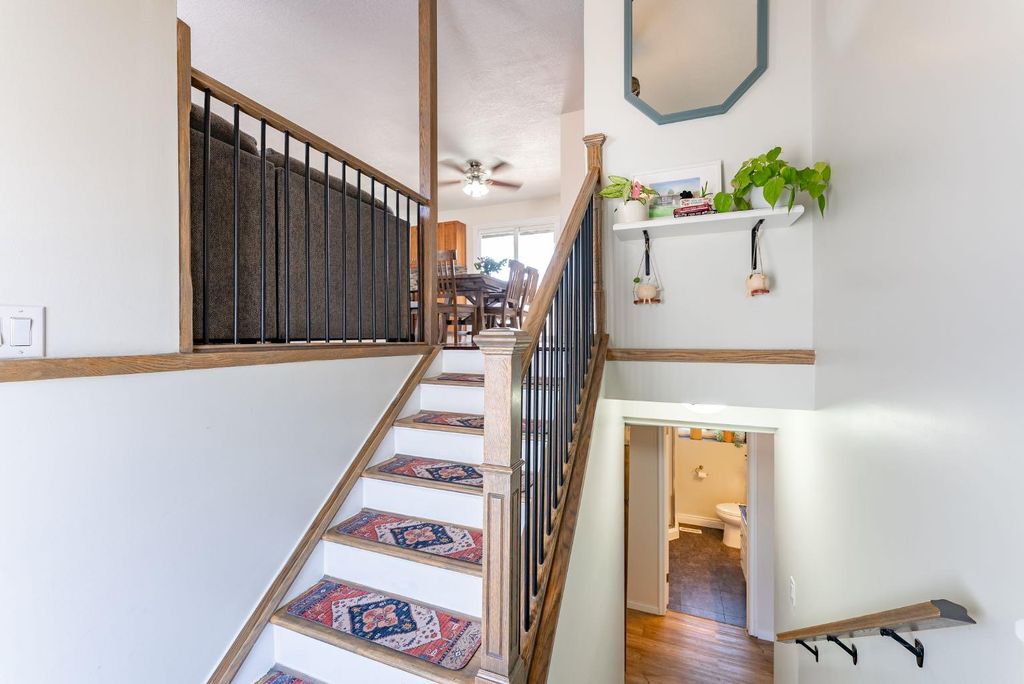 Photo of 167 Chippewa Crescent W, Lethbridge, AB T1K 5B4 (MLS # A2288336)