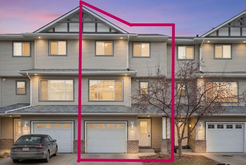 88 Crystal Shores Cove Okotoks AB T1S 2B4