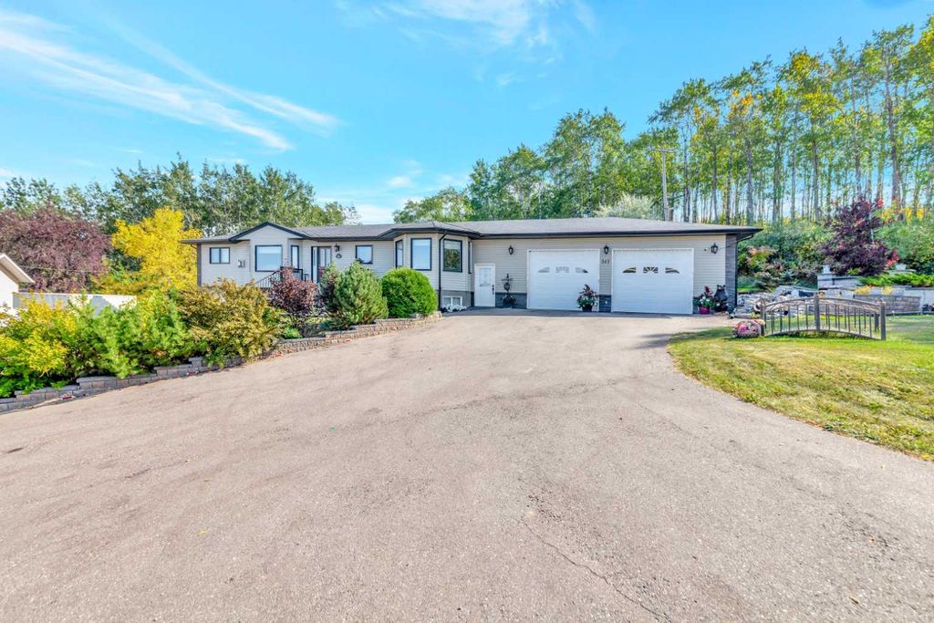 Photo of 317 6 Avenue, Paradise Hill, SK S0M 2G0 (MLS # A2296396)