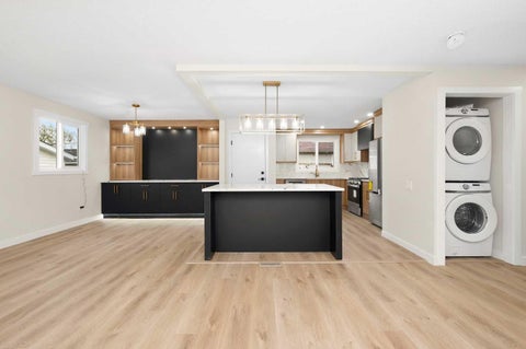 Photo of 940 38 Street NE, Calgary, AB T2A 4M5 (MLS # A2354630)