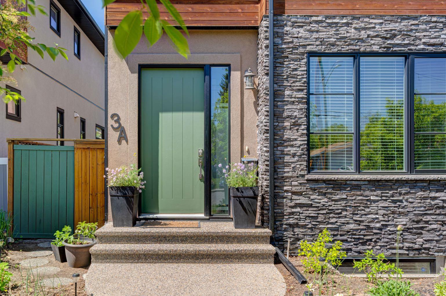 3A 37 Street SW