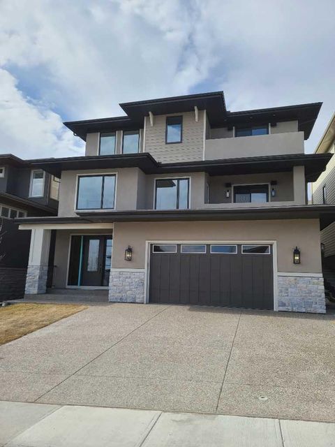 Photo of 427 Patterson Boulevard SW, Calgary, AB T3H 3N6 (MLS # A2305151)