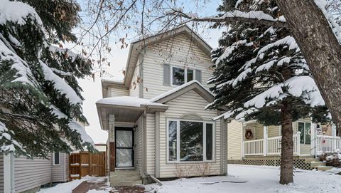 3667 Sierra Morena Road SW Calgary AB T3H 3A6