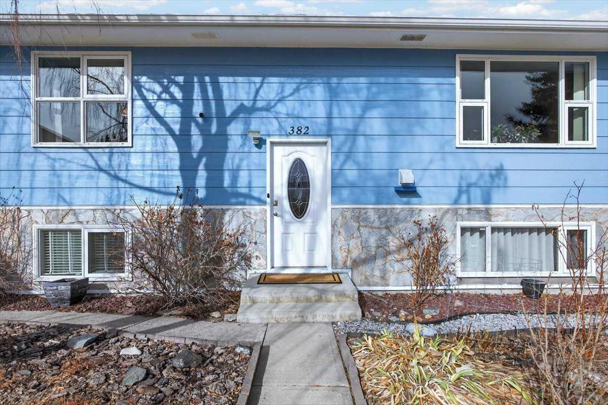 382 Ellis Crescent SE