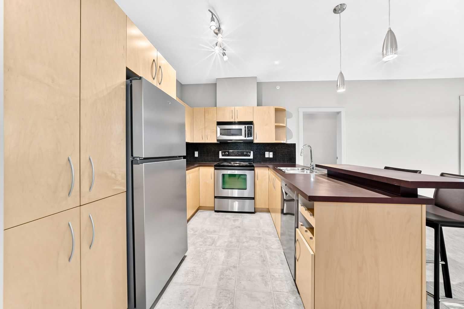 69 Springborough Court SW 306