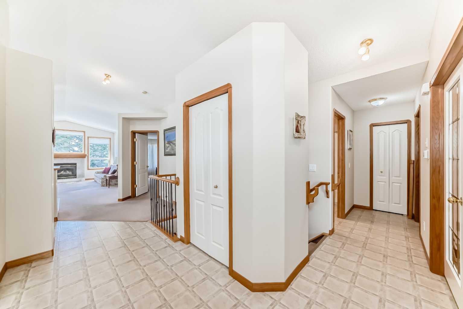 220 Rocky Ridge Villas NW