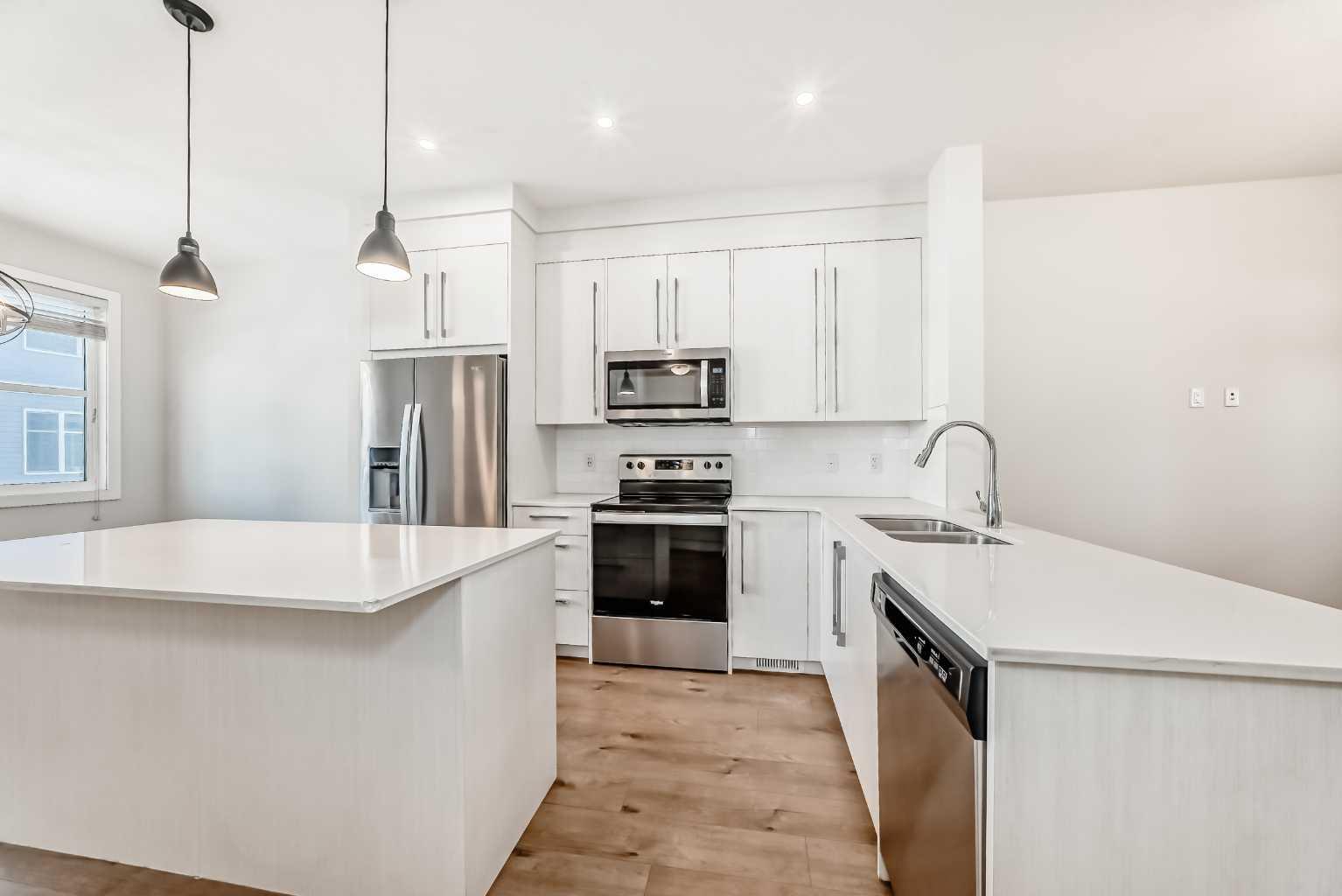 50 Cornerstone Passage 301