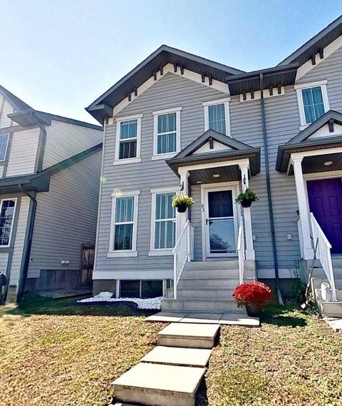 63 Elgin Meadows Park SE Calgary AB T2Z 1B5