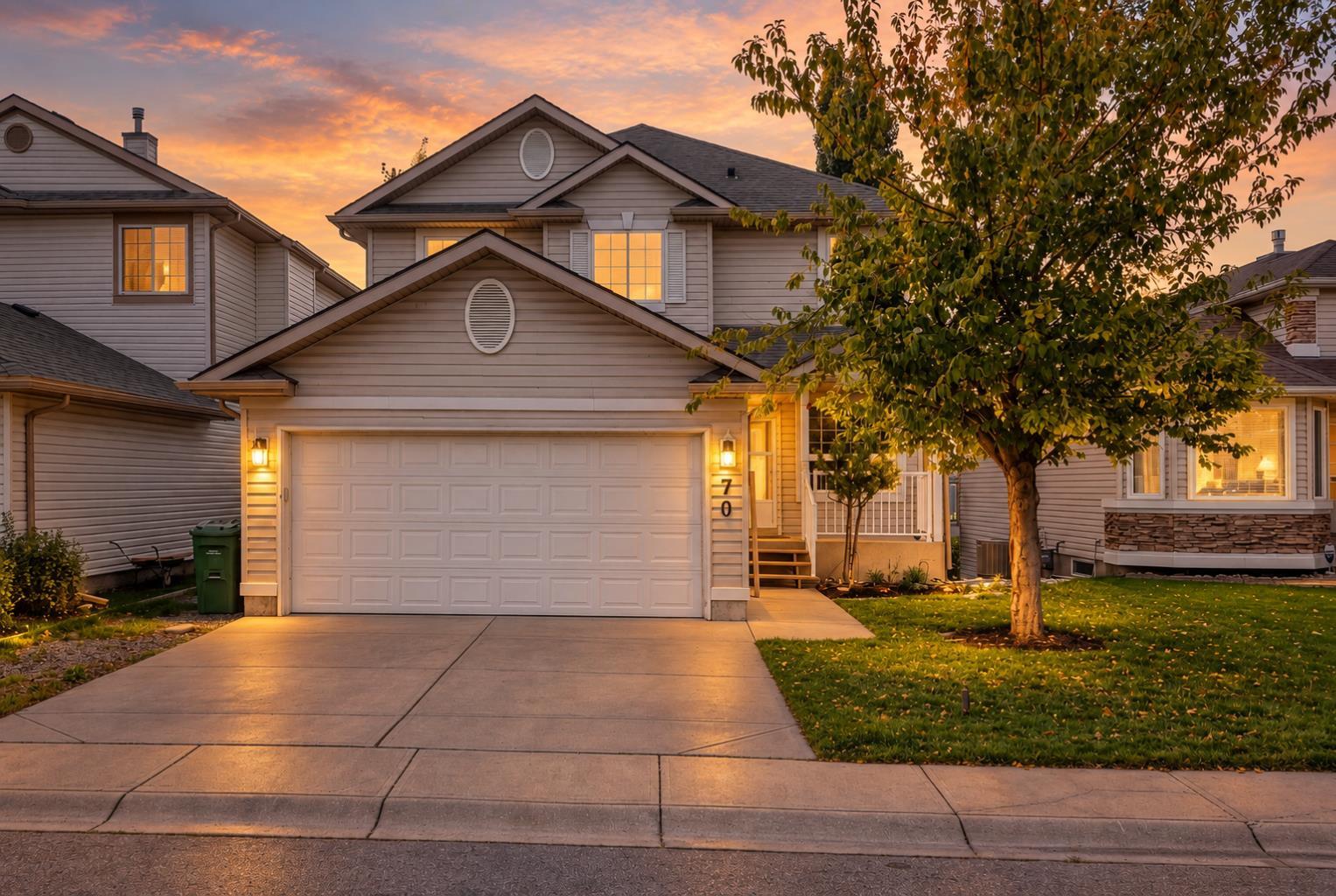 70 Country Hills View NW