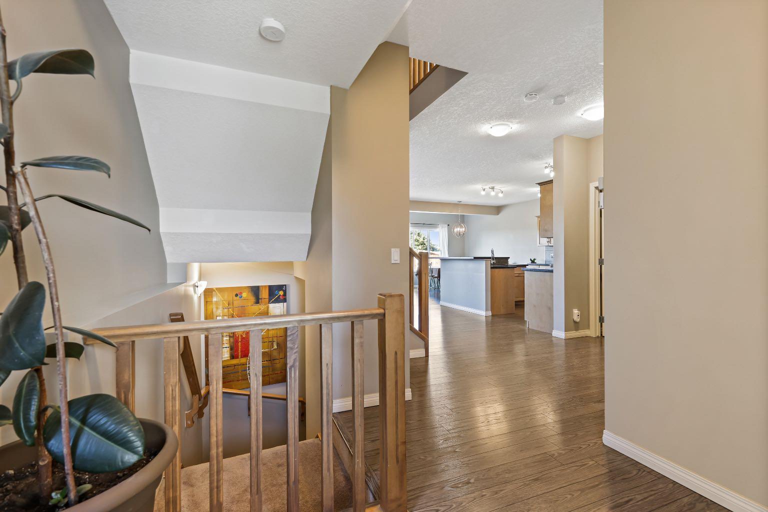 114 Everglen Crescent SW