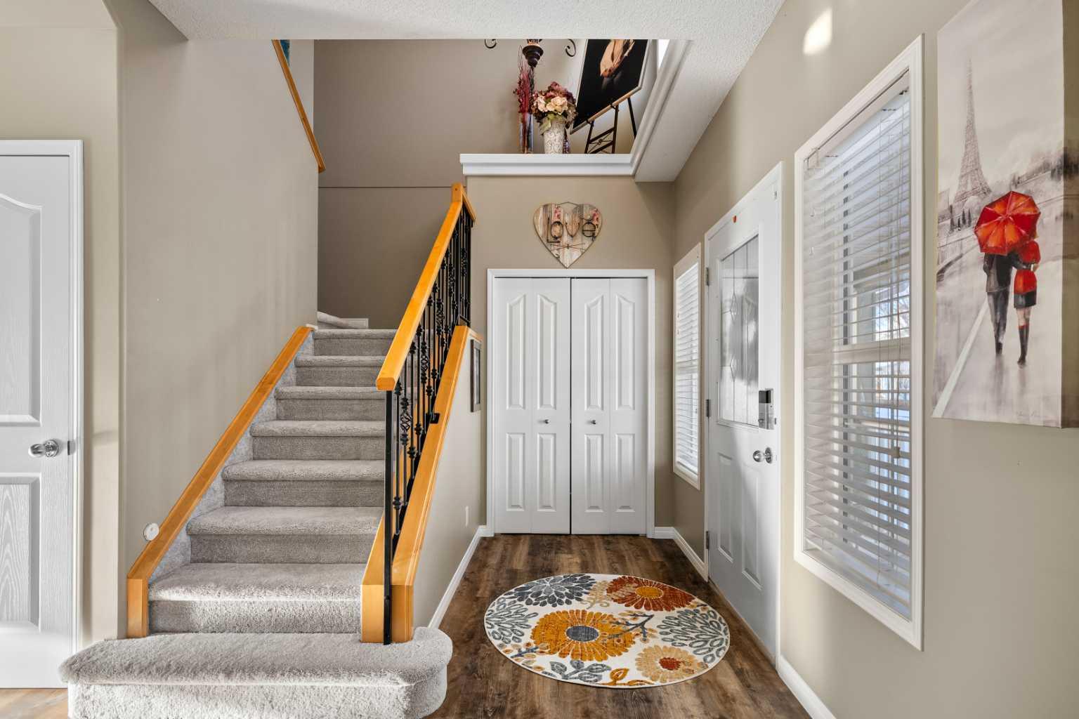 76 Inverness Drive SE