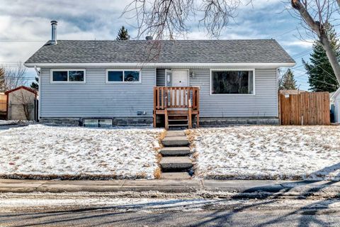 224 47 Street SE Calgary AB T2A 1P2