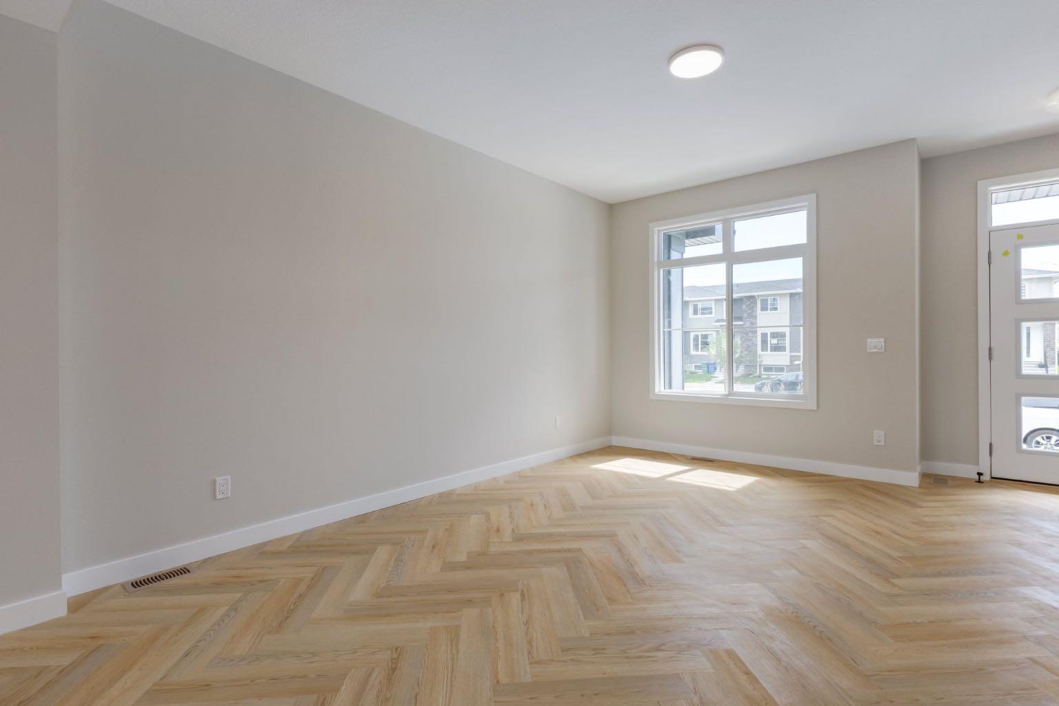 299 Sora Boulevard SE