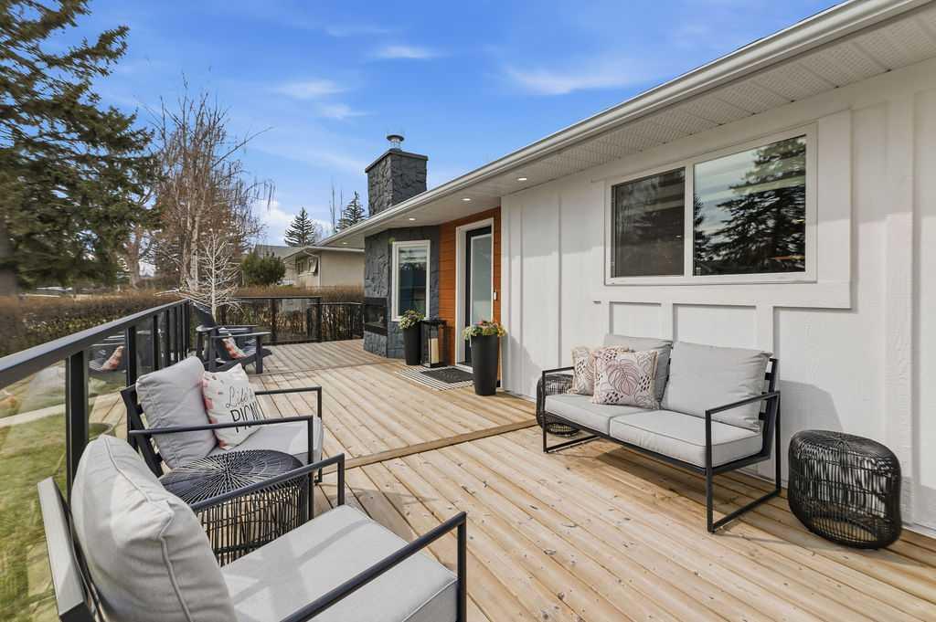 28 Canyon Drive NW