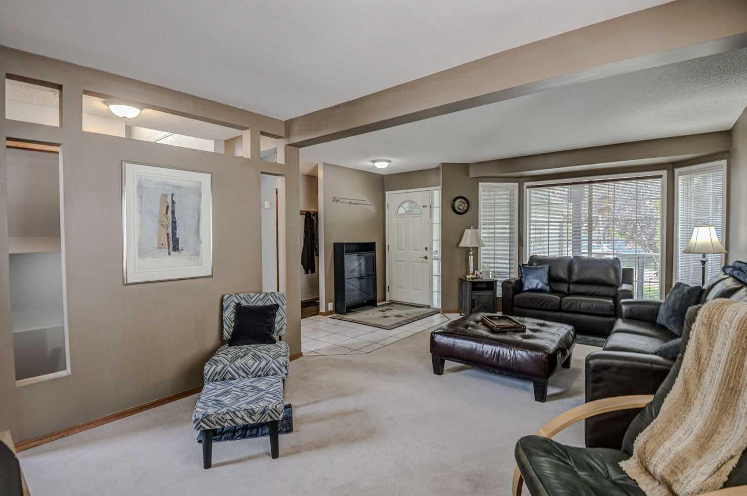 124 Del Ray Close NE