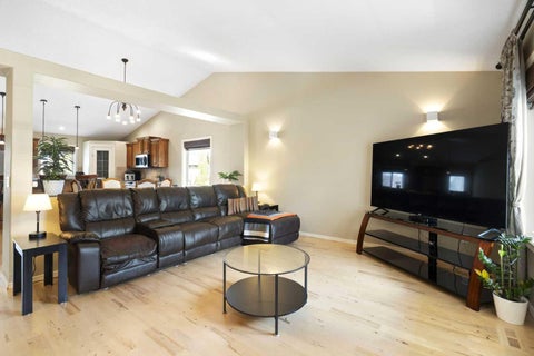Photo of 57 Thornfield Close SE, Airdrie, AB T4A 2K7 (MLS # A2342352)