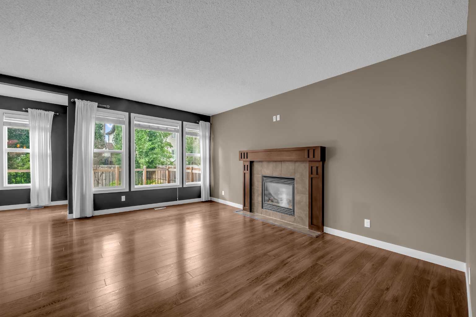 28 Copperpond Gardens SE