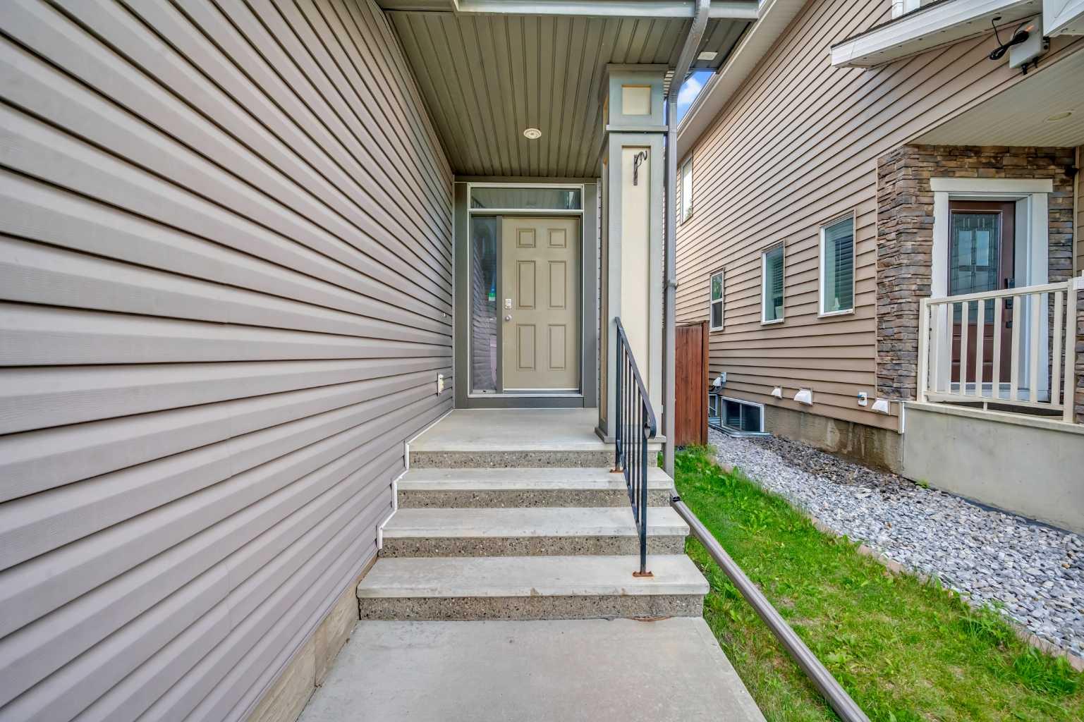 28 Copperpond Gardens SE