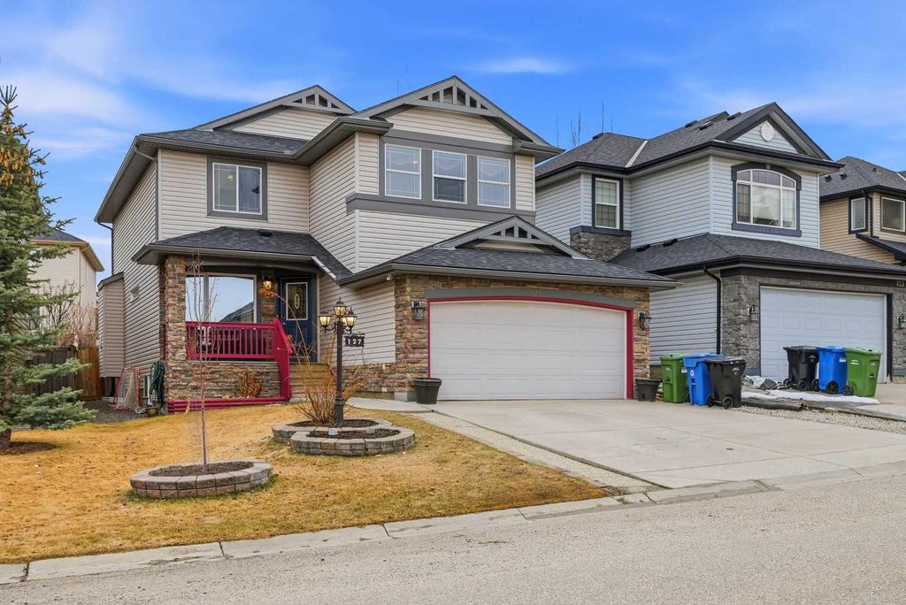 Photo of 127 Kincora Heights NW, Calgary, AB T3R 1N9 (MLS # A2302458)