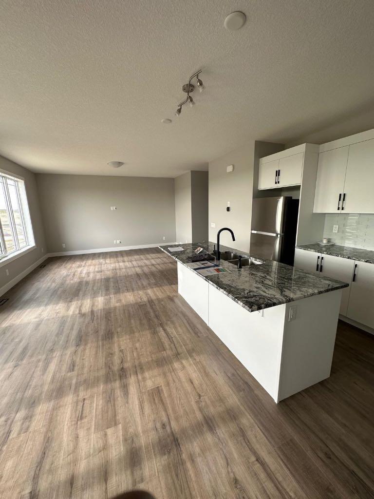 8607 Cityscape Drive NE