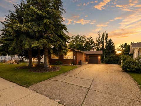 Photo of 12 Malcolm Crescent, Red Deer, AB T4N 0J8 (MLS # A2325469)
