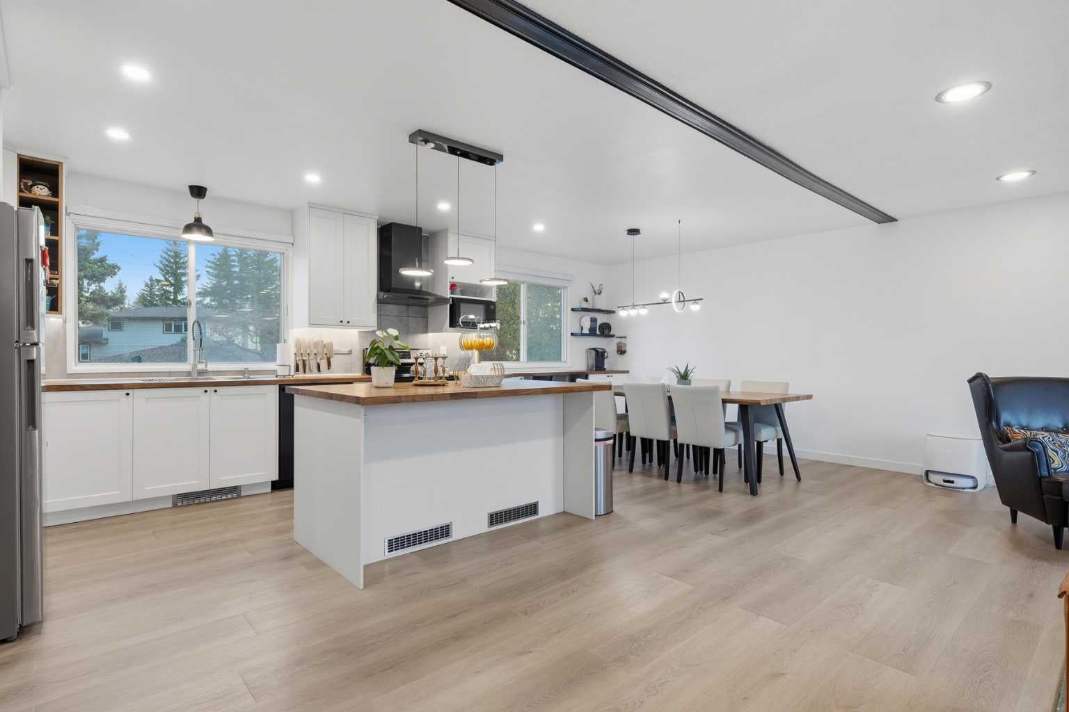 11116 Southdale Road SW