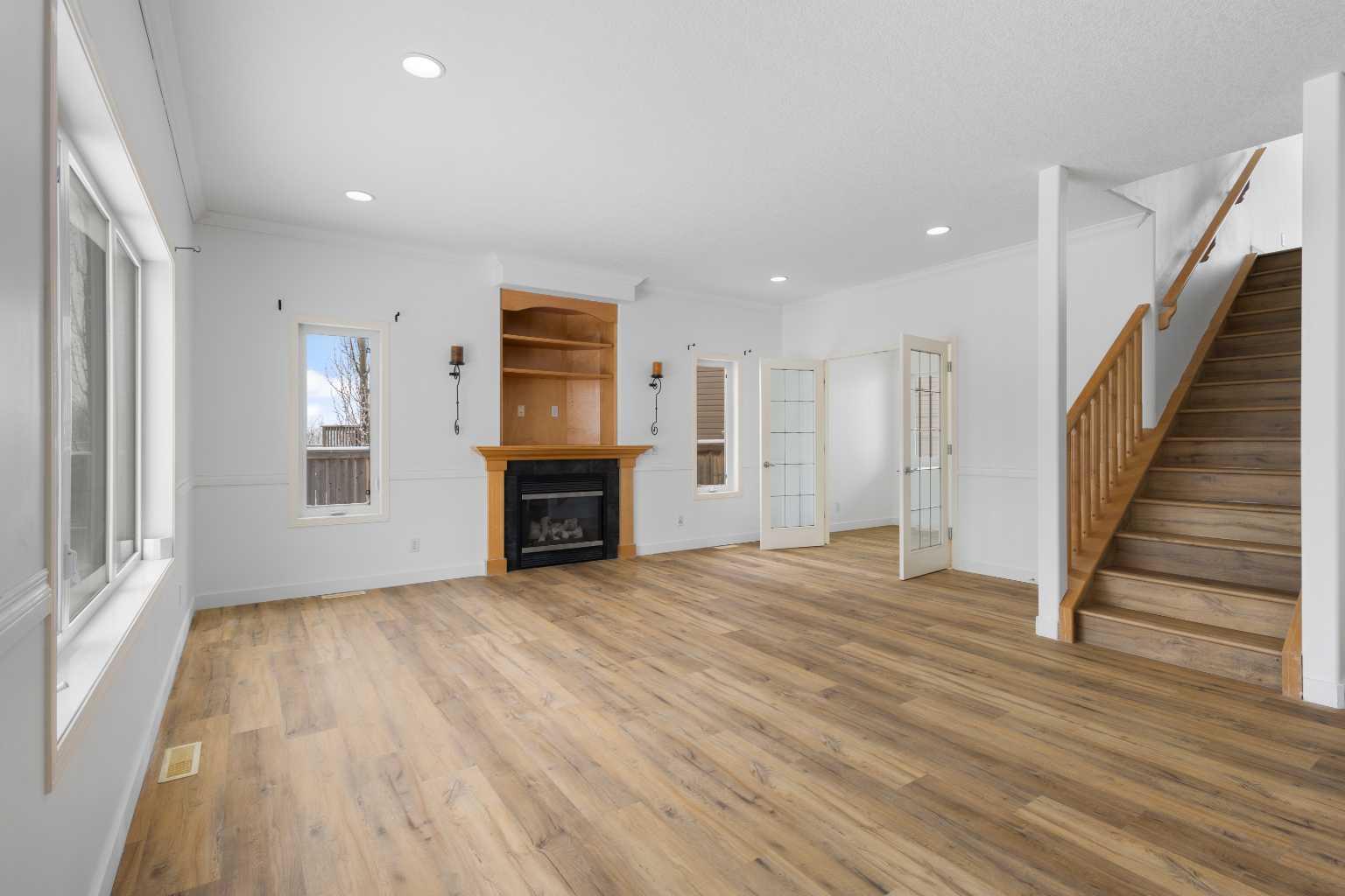 117 Royal Birch View NW