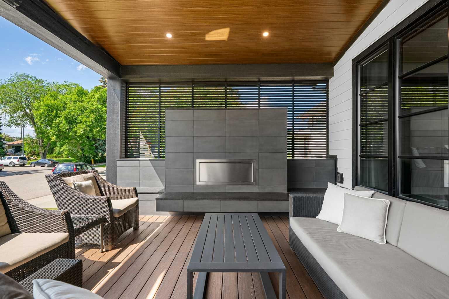 30 Granlea Place SW