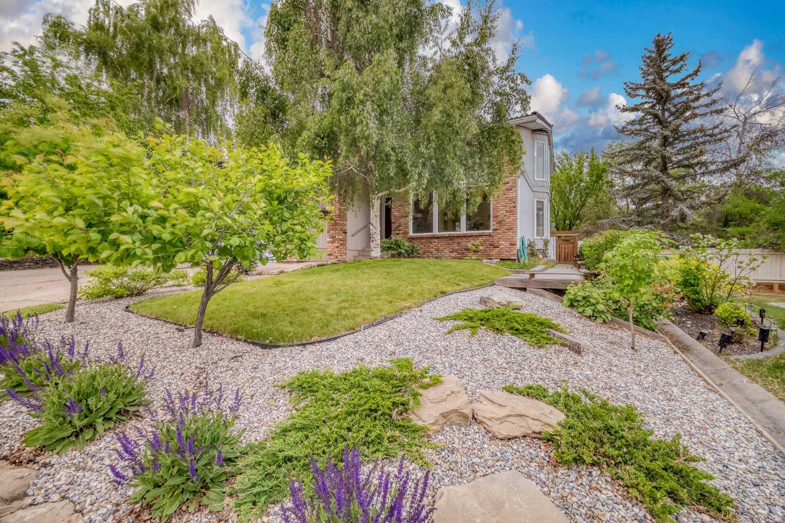 107 Edgehill Court NW