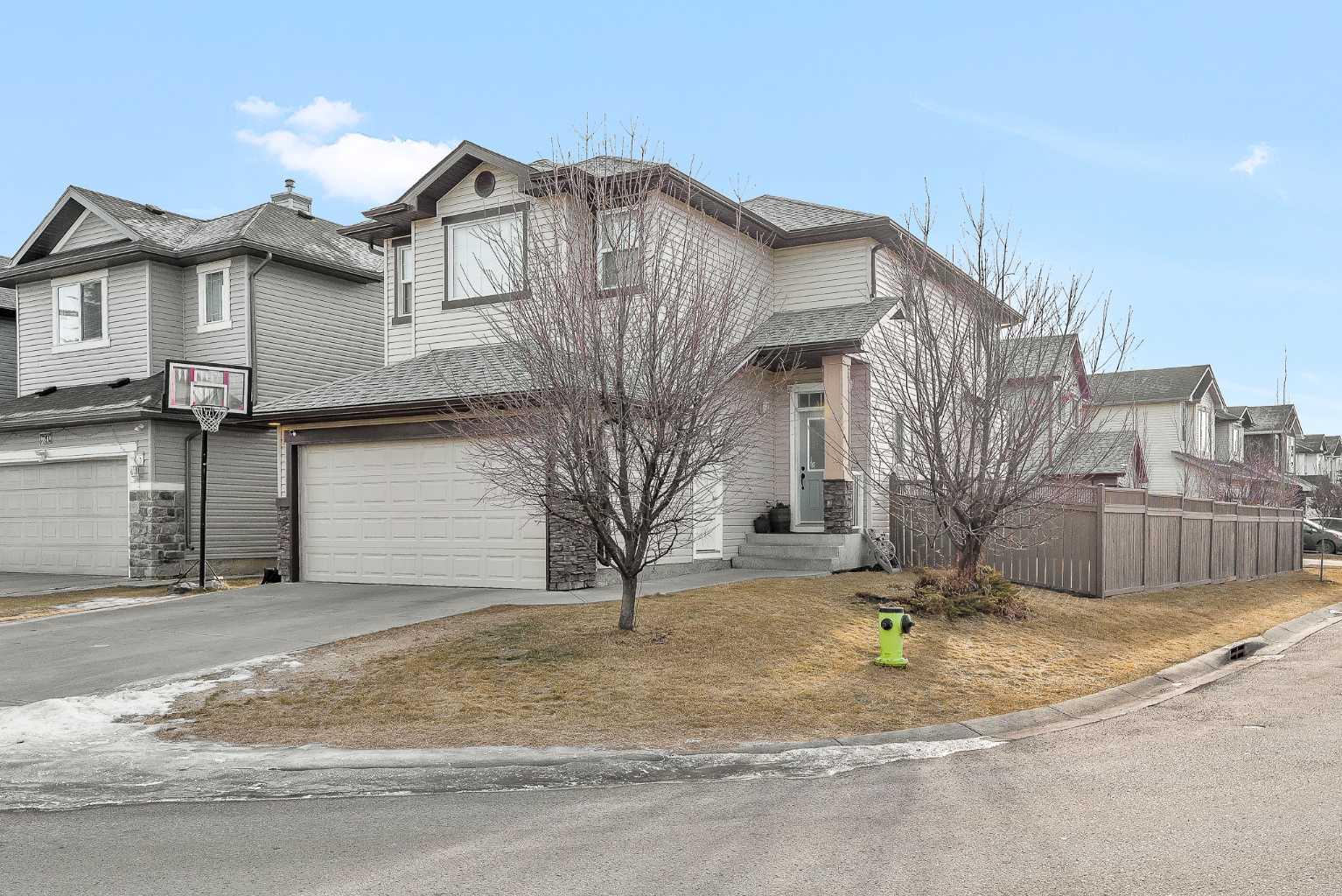 60 Saddlecrest Green NE