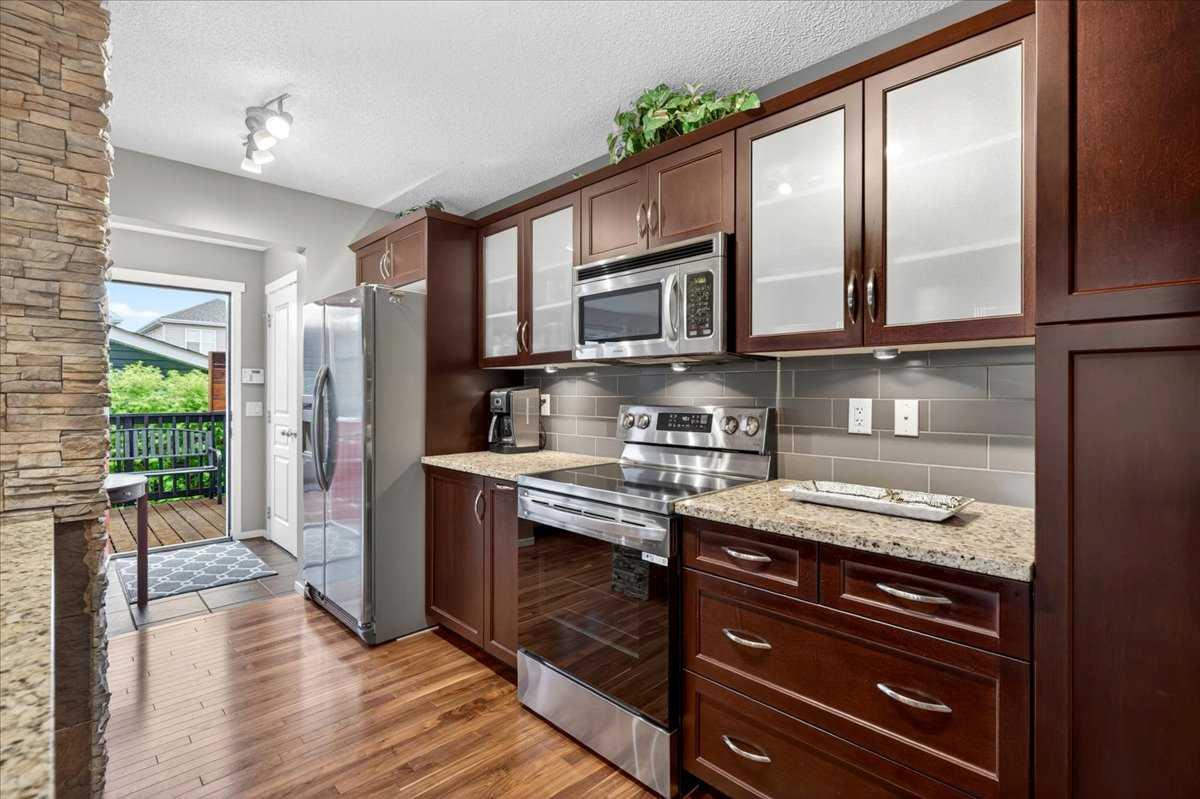 30 Copperstone Green SE