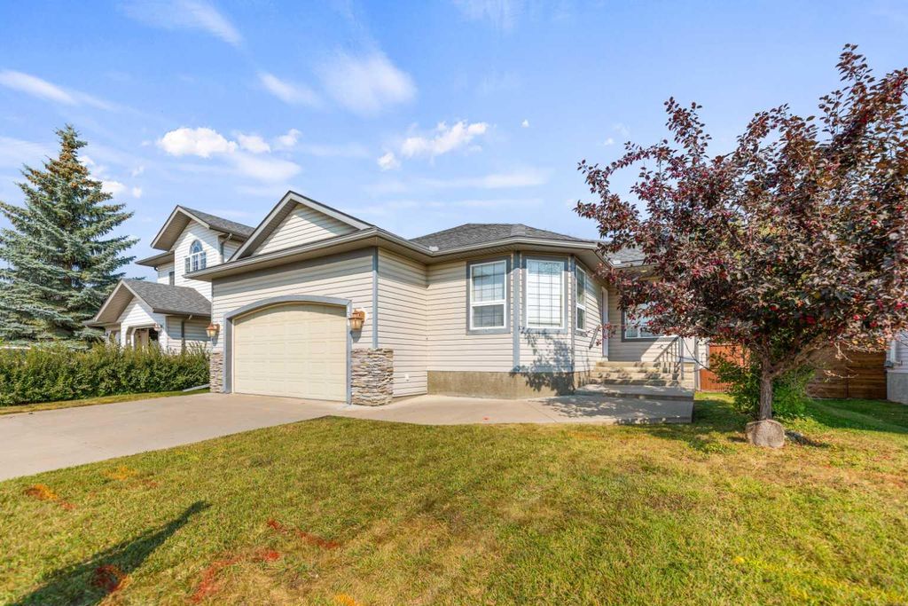 Photo of 150 Parklane Drive, Strathmore, AB T1P 1V8 (MLS # A2256746)