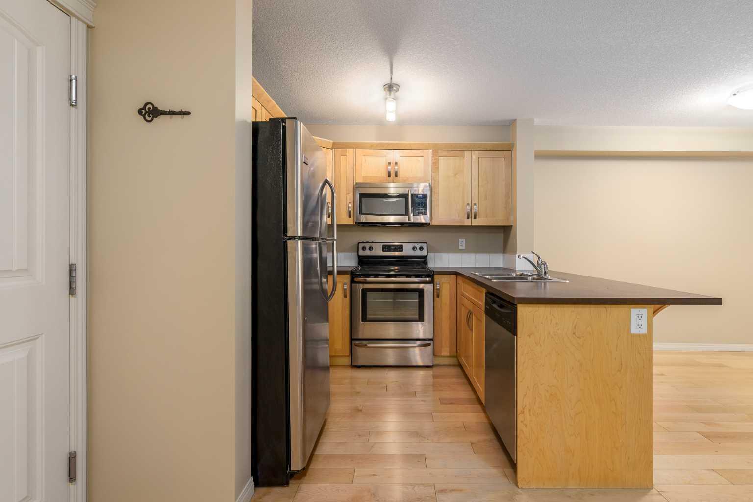 130 Panatella Street NW 1113