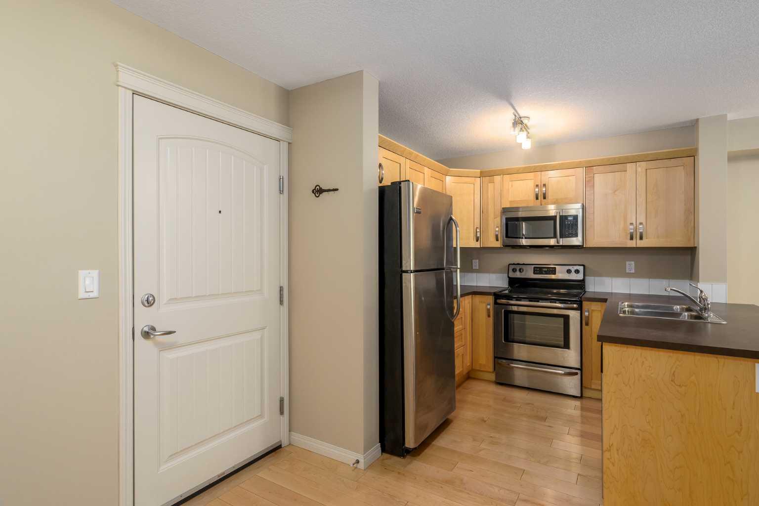 130 Panatella Street NW 1113