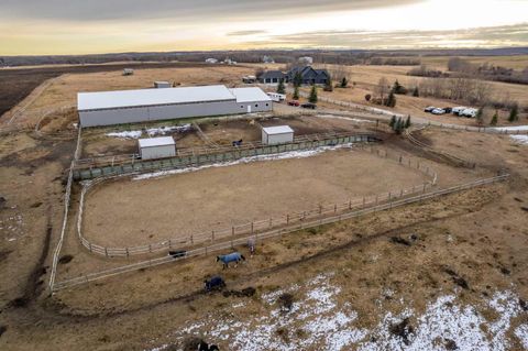 41127 Township Road 283 Rural Rocky View County AB T4C 2W6
