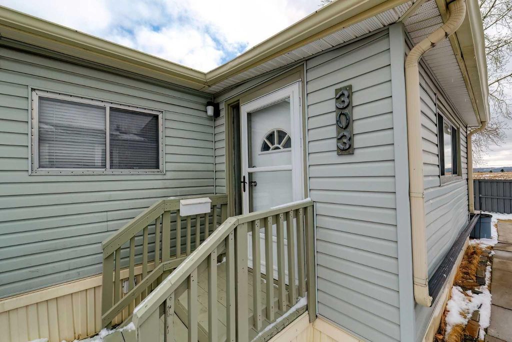 Photo of 99 Arbour Lake Road NW #303, Calgary, AB T3G 4E4 (MLS # A2296648)