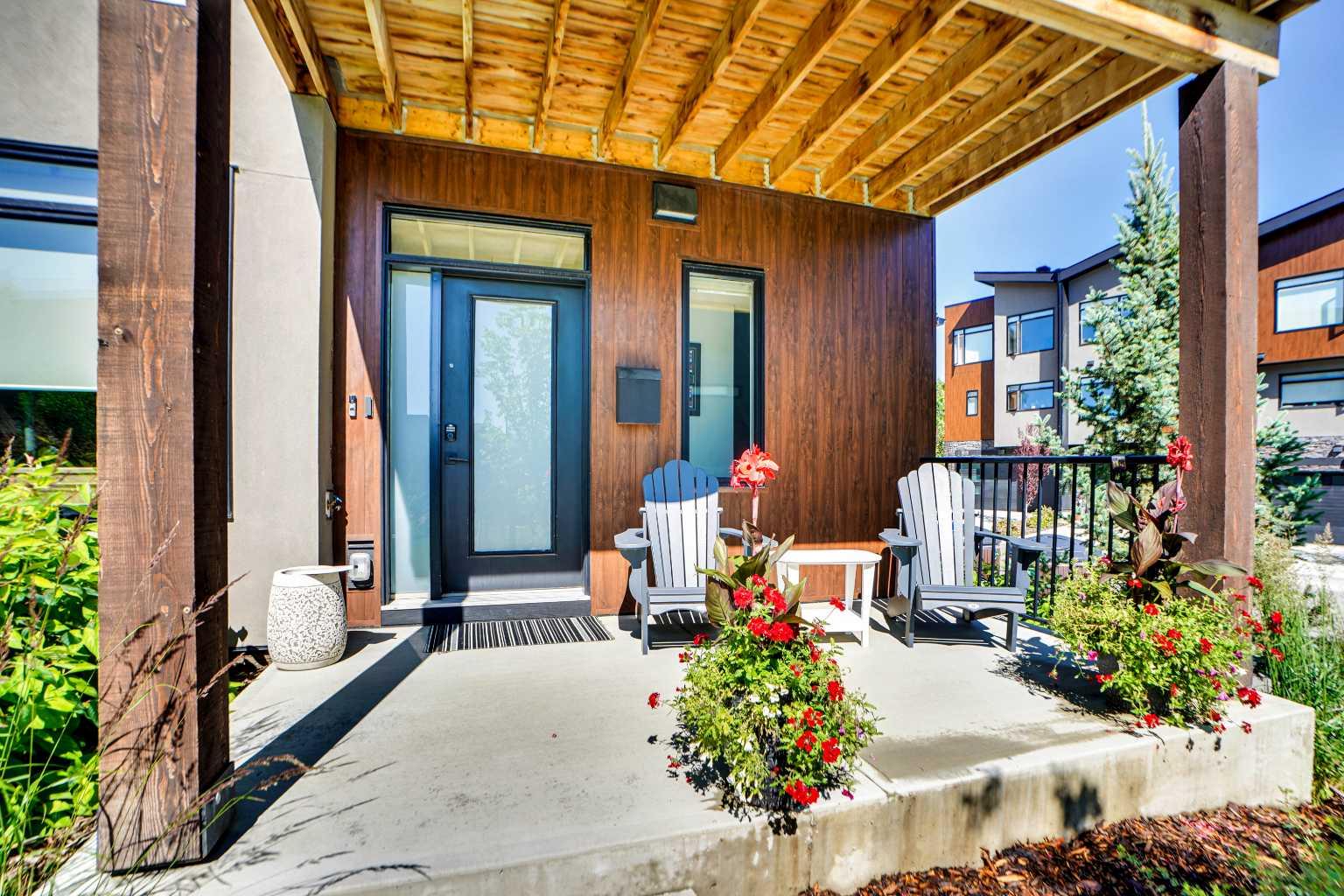 19 Royal Elm Green NW