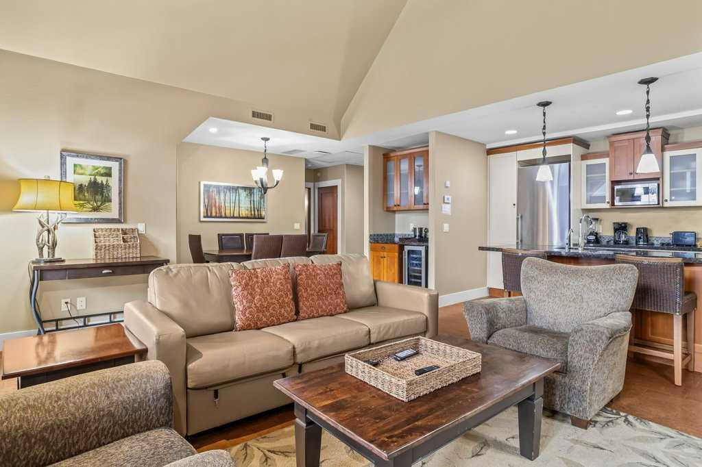 173 Kananaskis Way 402