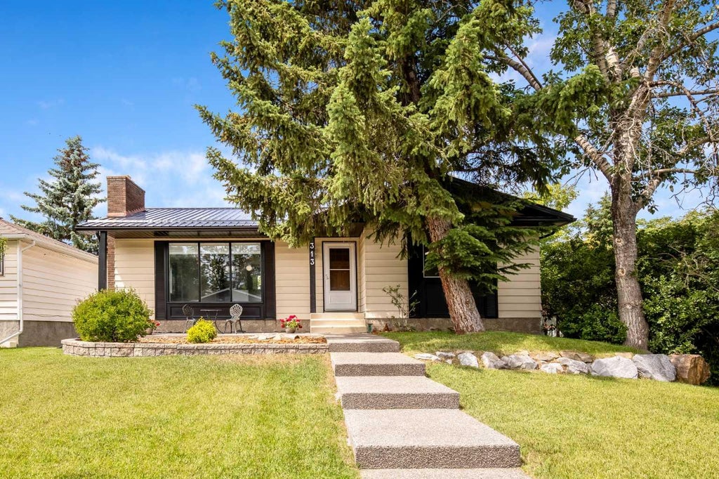 313 4 STREET SW, DIAMOND VALLEY, AB T0L 0H0 - Image 3728152822.jpeg?d=l