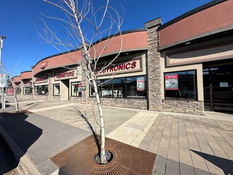 Property photo of 10012 100 Avenue, Grande Prairie, AB T8v 0v3