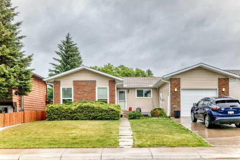 Photo of 20 Deermont Way SE, Calgary, AB T2J 5P3 (MLS # A2341316)