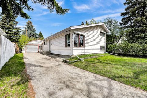 Photo of 3156 Blakiston Drive NW, Calgary, AB T2L 1L8 (MLS # A2313668)
