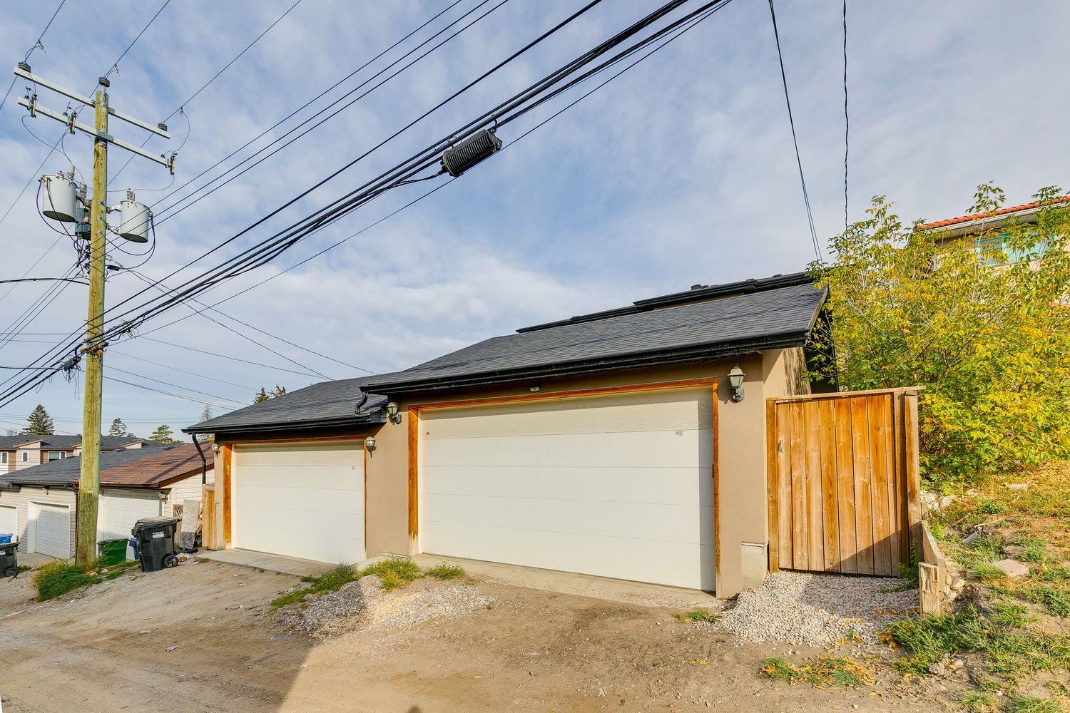 2817 & 2815 16 Avenue SE