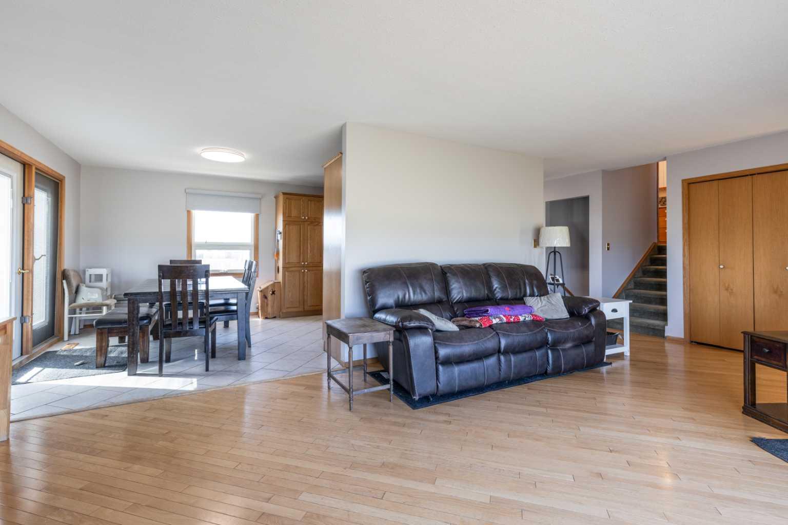 5121 Township Road 120