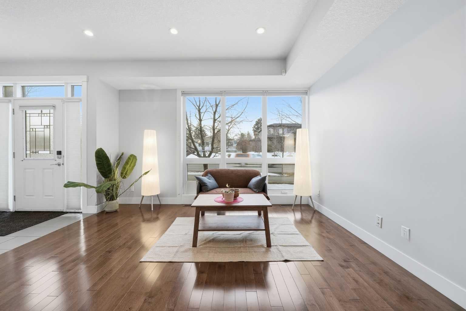 2018 37 Street SW