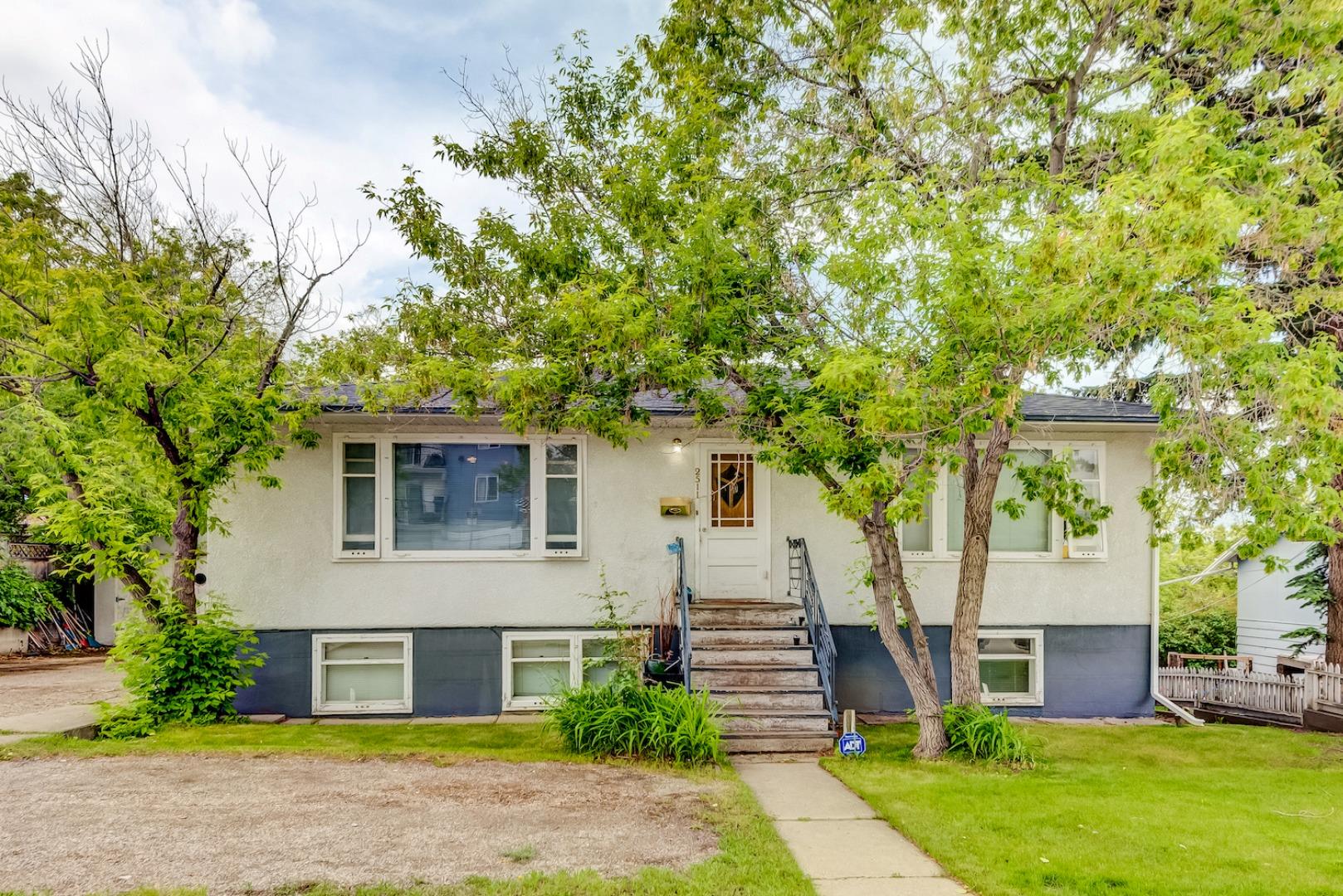 2511 15A Street SW