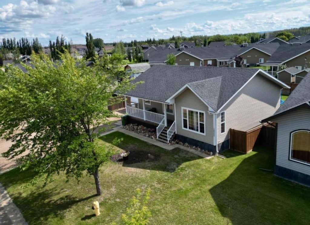 Photo of 10905 98 Ave, La Crete, AB T0H 2H0 (MLS # A2336289)